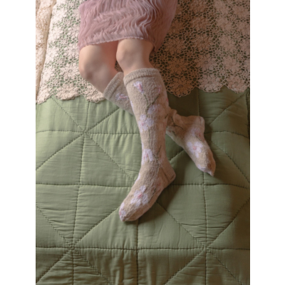 Villasukkia ja värssyjä Kirsikankukka ohje, FIN