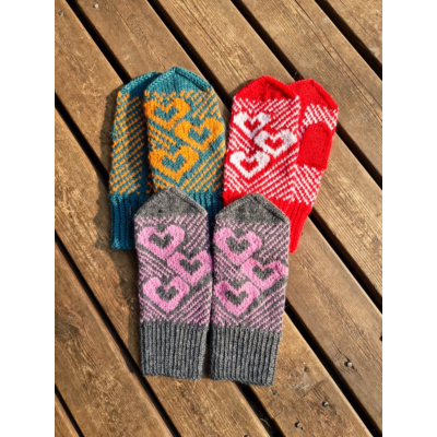 Sydämellinen-lapaset ohje, FIN