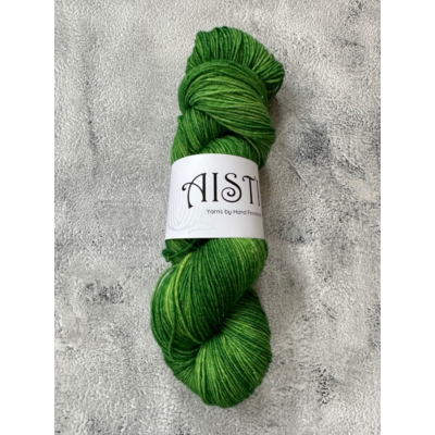 Aisti Sparkly 4ply Sock, 100 g / 400 m, Grass